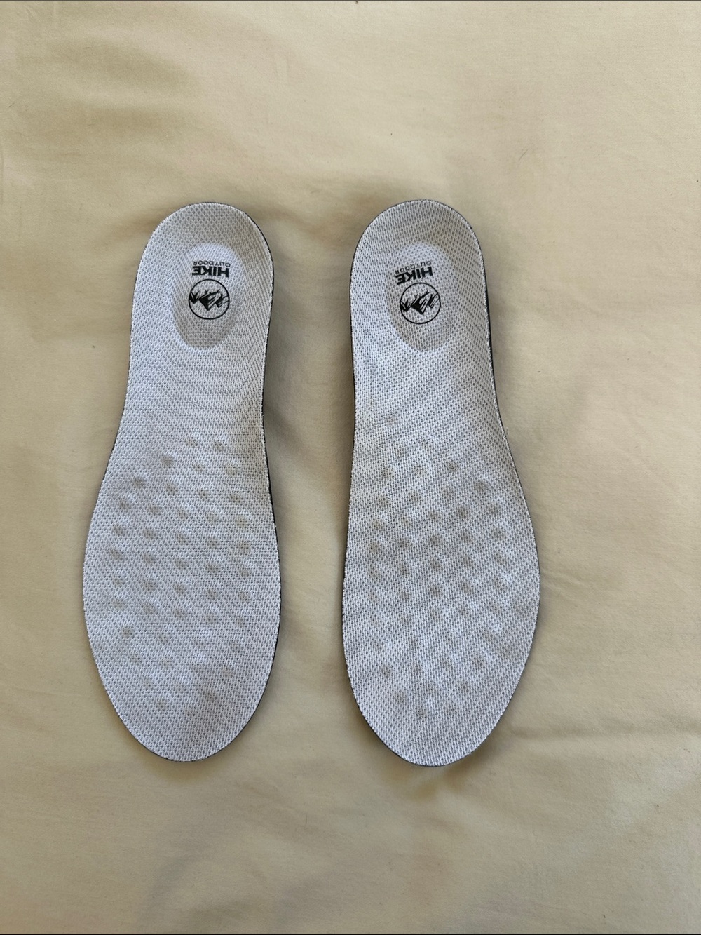 Hike Footwear White Textured Insoles with Heel Logo
